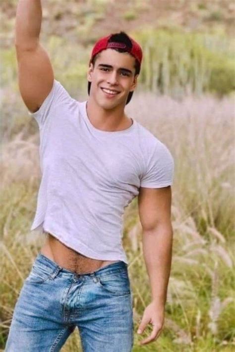 hunk chupa|Latin Leche .